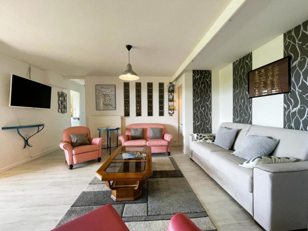 Les Gites De La Maison Bleue D'Estialescq ภายนอก รูปภาพ