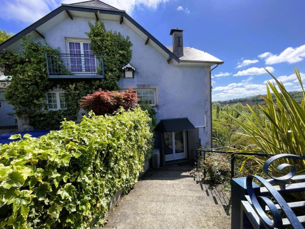Les Gites De La Maison Bleue D'Estialescq ภายนอก รูปภาพ
